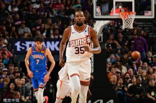 更是对他们 更是对他们